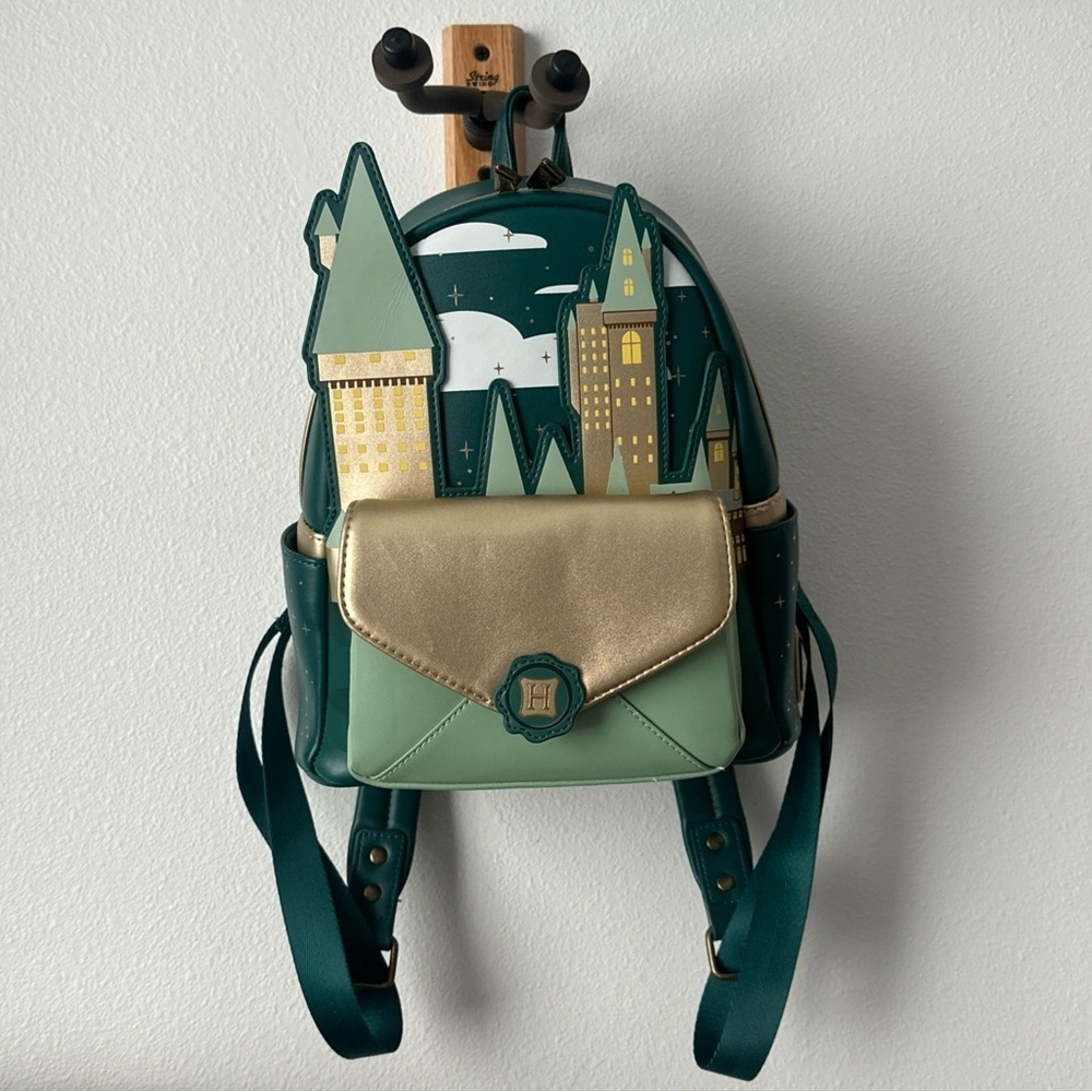 Loungefly Harry Potter Hogwarts Castle Mini Backpack Green & Gold Rare